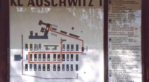 Auschwitz - 1998 - 1 di 33